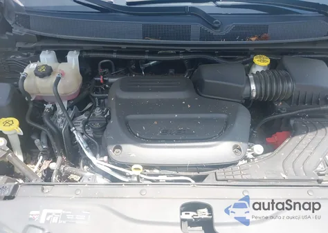 2022 Chrysler Voyager Lx из США, поврежденный, VIN 2C4RC1CG4NR227119